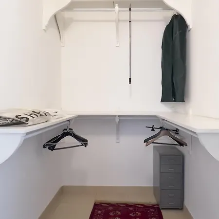 Queen Elena Luxury Apartment